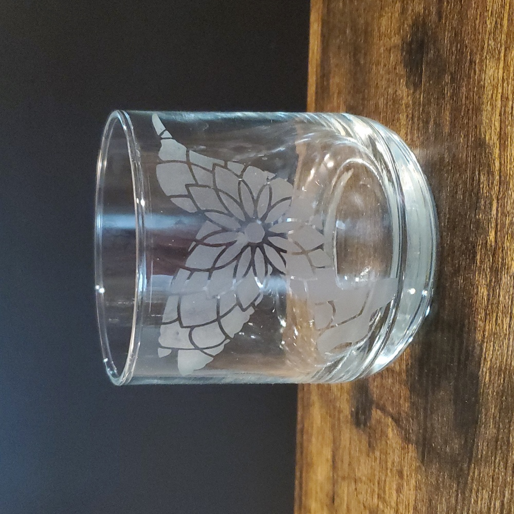 Hand Etched 390 ml Beverage Glass - Kaleidoscope Hummingbird